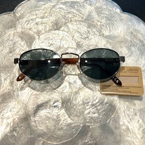 FRYE AND CO. Sunglasses with Green & Brown (Unisex)